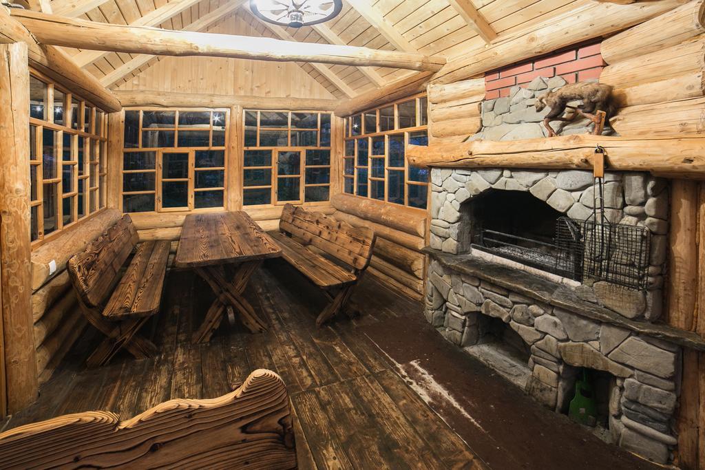 Bozhena Hotell Mykulytjyn Exteriör bild